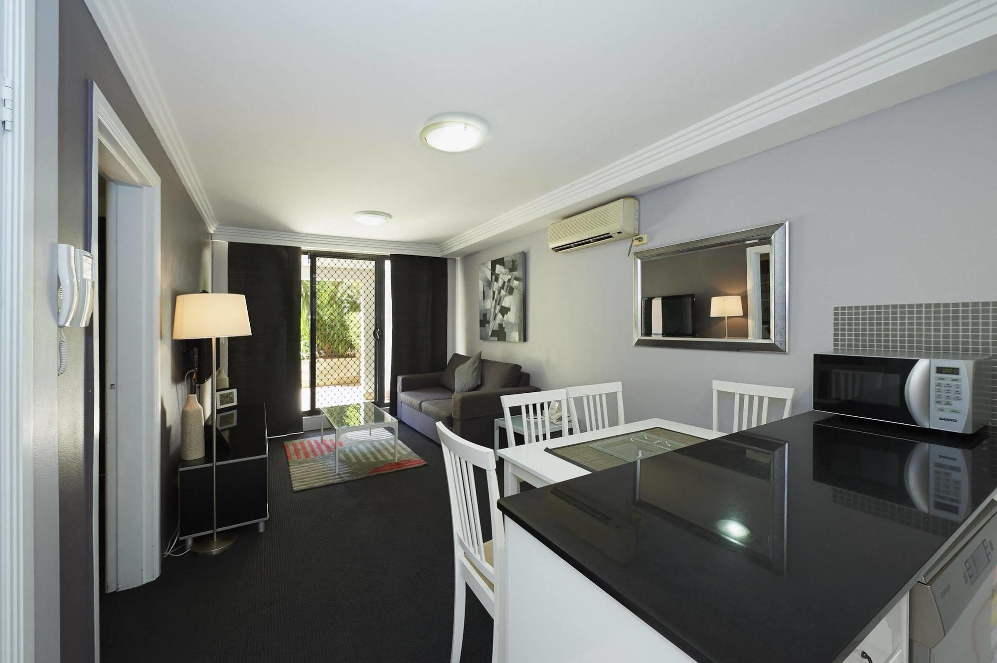 Waldorf Randwick Serviced Apartments Extérieur photo